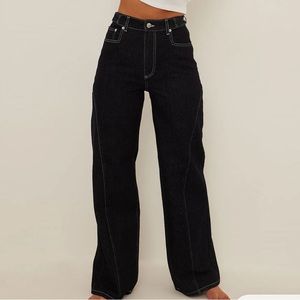 Straight fit jeans with flare